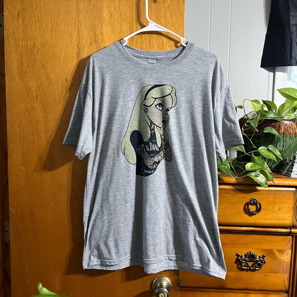 Alice in Wonderland Alt Princess Jack Daniel’s Light Gray Women’s XL T-Shirt - Picture 3 of 5